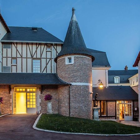 Relais des Trois Châteaux Cour-Cheverny Exterior foto